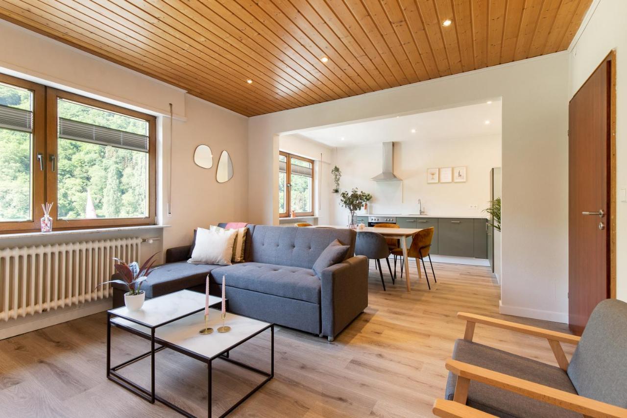 Апартаменты Haus Blaue Traube Mit Moselblick Эдигер-Эллер Экстерьер фото