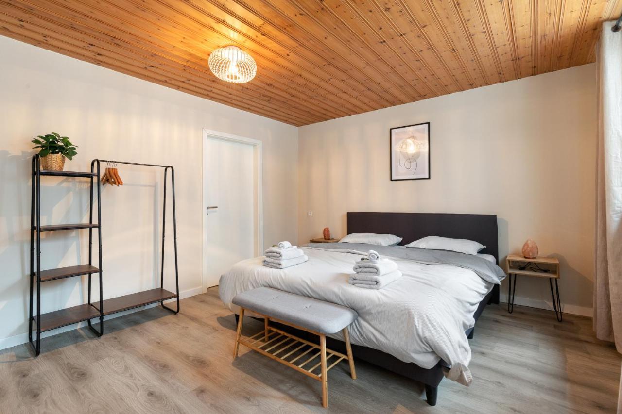 Апартаменты Haus Blaue Traube Mit Moselblick Эдигер-Эллер Экстерьер фото
